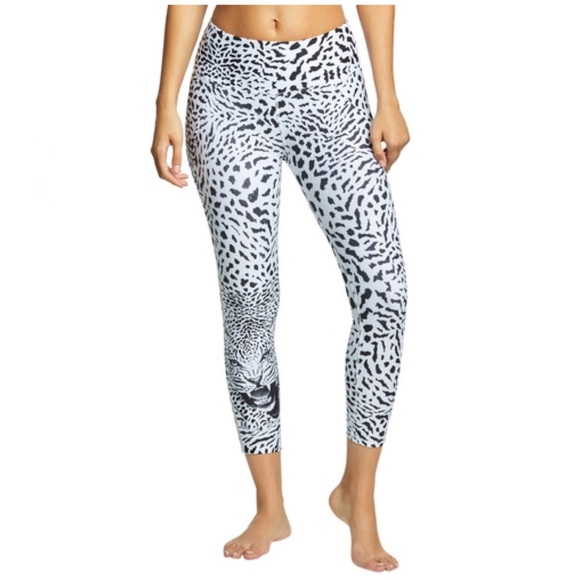 White Leopard Print Leggings | Poshmark